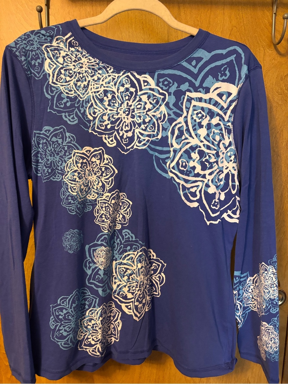 tek gear Blue Long-Sleeve Floral Mandala Tee